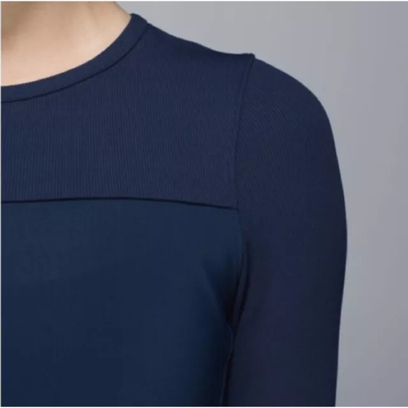 Lululemon | Out Of This World | Black Dress| Size 6 - Picture 7 of 10